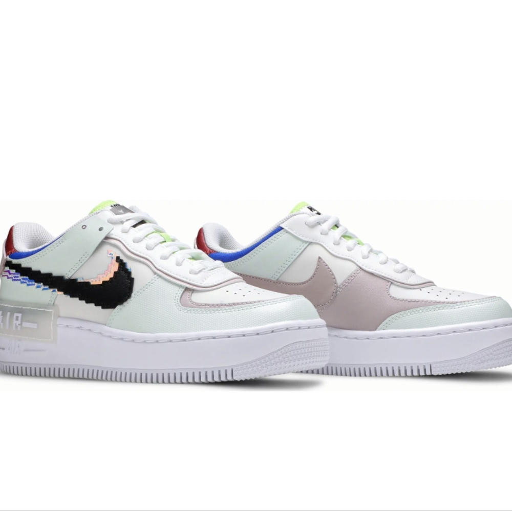 Women's AF1 shadow SE